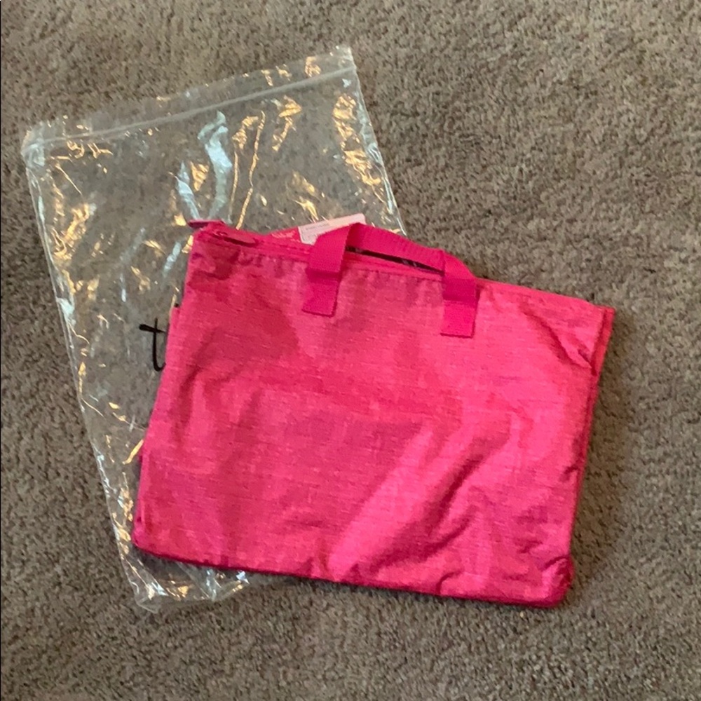 Thirty One Super Swap-It Pocket